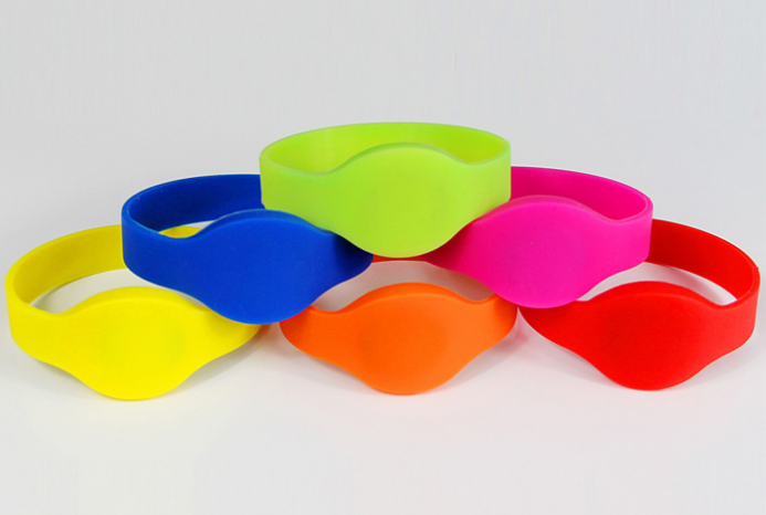 rfid硅膠腕帶標簽產(chǎn)品正面展示